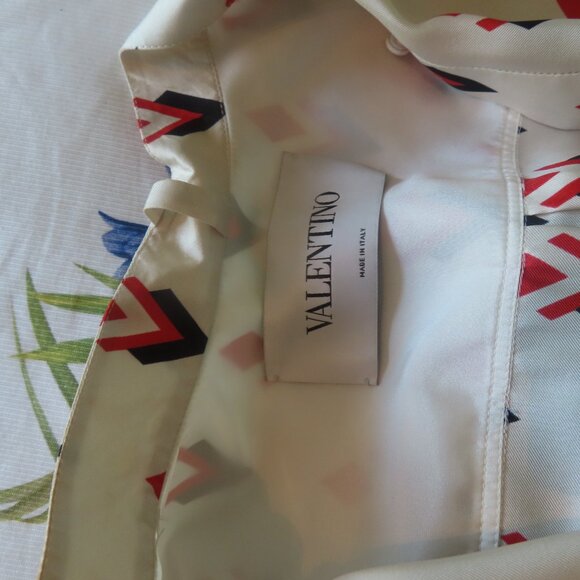 Valentino Garavani Bow Pleated Silk Twill Midi Dress - Picture 5 of 9